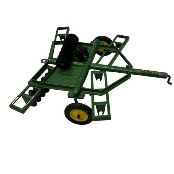 John Deere ERTL Collectible Vintage Farm Toy Tractors and Implements-Lot of 7 - Picture 5 of 15